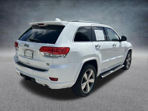 Bright White Clearcoat 2015 Jeep Grand Cherokee Overland