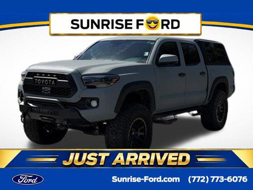 Silver Sky Metallic 2018 Toyota Tacoma SR5