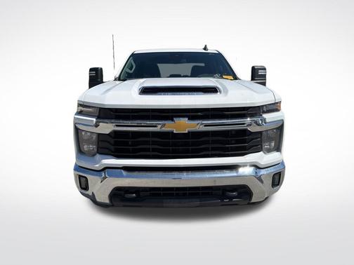 Summit White 2025 Chevrolet Silverado 2500 LT