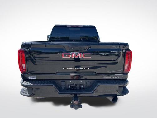 2021 GMC Sierra 2500 Denali