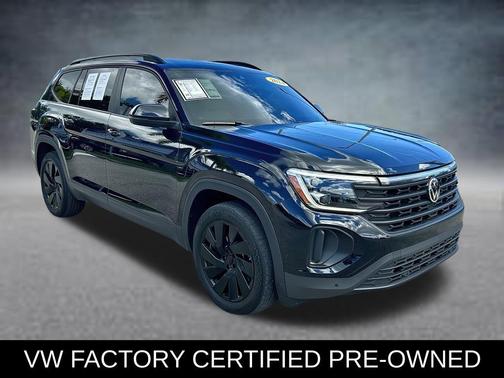 Deep Black Pearl Effect 2024 Volkswagen Atlas 2.0T SE w/Technology