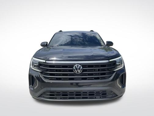 Deep Black Pearl Effect 2024 Volkswagen Atlas 2.0T SE w/Technology