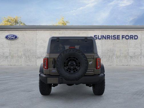 Gray 2026 Ford Bronco Outer Banks