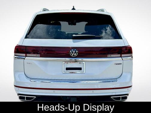 Opal White Pearl Effect 2024 Volkswagen Atlas 2.0T SEL Premium R-Line
