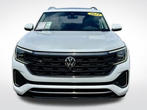 Opal White Pearl Effect 2024 Volkswagen Atlas 2.0T SEL Premium R-Line