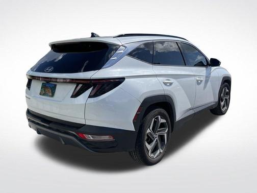 Quartz White 2022 Hyundai TUCSON Limited