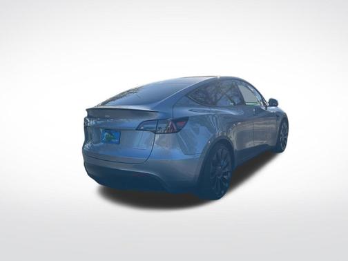 2024 Tesla Model Y Performance
