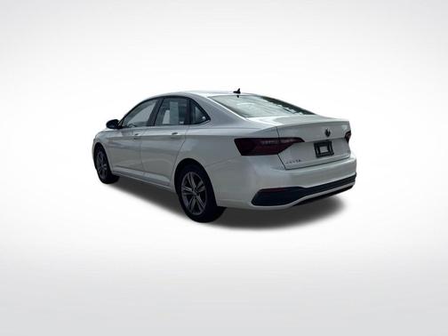 Opal White Pearl Effect 2024 Volkswagen Jetta 1.5T SE