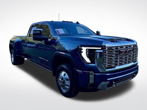 2025 GMC Sierra 3500 Denali