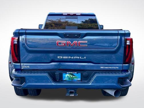 2025 GMC Sierra 3500 Denali