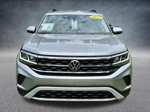 Pyrite Silver Metallic 2023 Volkswagen Atlas 3.6L SE w/Technology