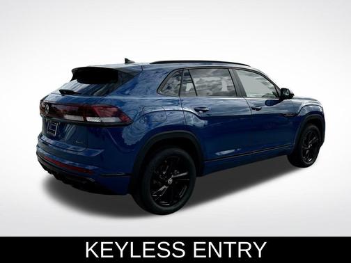 2025 Volkswagen Atlas Cross Sport 2.0T SEL R-Line Black