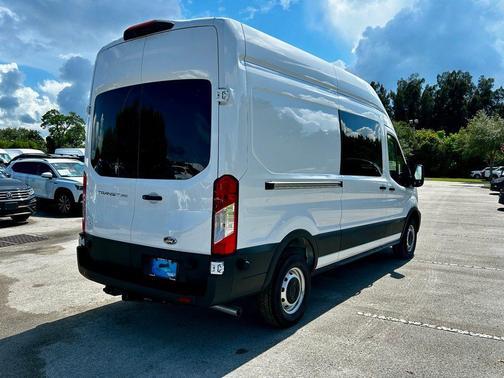2025 Ford Transit-250 Base