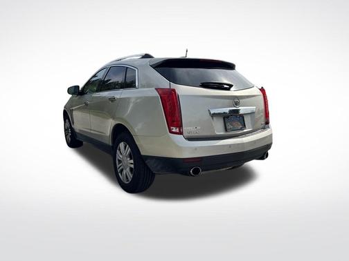 Champagne 2016 Cadillac SRX Luxury Collection