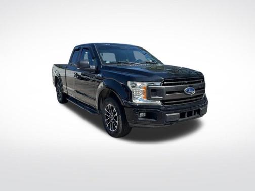 Shadow Black 2018 Ford F-150 XLT