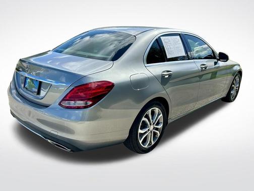 SELECT 2016 Mercedes-Benz C-Class C 300