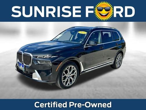 Black Sapphire Metallic 2024 BMW X7 xDrive40i