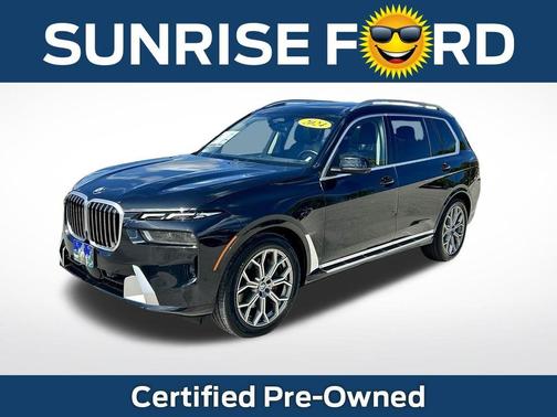 Black Sapphire Metallic 2024 BMW X7 xDrive40i