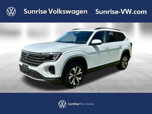 Pure White 2024 Volkswagen Atlas 2.0T SE