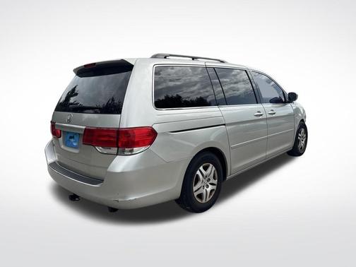 Silver 2008 Honda Odyssey EX