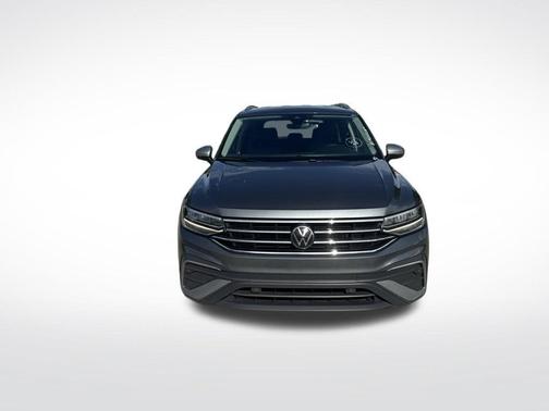 Platinum Gray Metallic 2024 Volkswagen Tiguan 2.0T Wolfsburg Edition