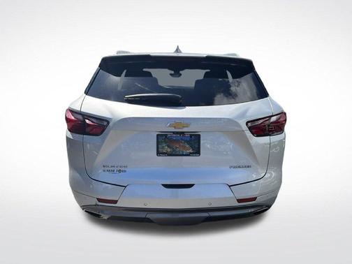Silver Ice Metallic 2020 Chevrolet Blazer Premier