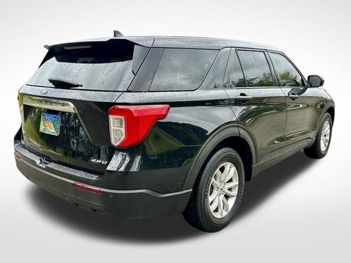 2021 Ford Explorer Base