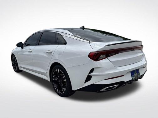 Glacial White Pearl 2024 Kia K5 GT-Line