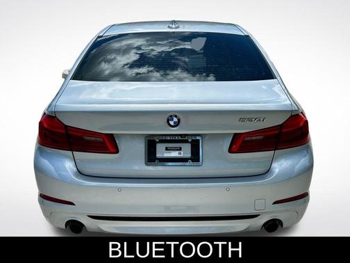 2019 BMW 530 i