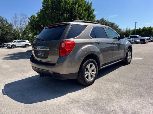 Mocha Steel Metallic 2011 Chevrolet Equinox LT