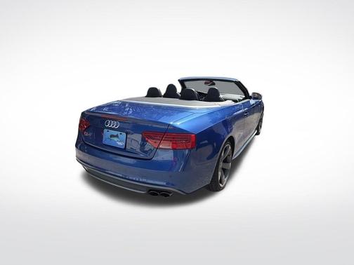 Sepang Blue Pearl Effect w/ Black Roof 2017 Audi S5 3.0T quattro