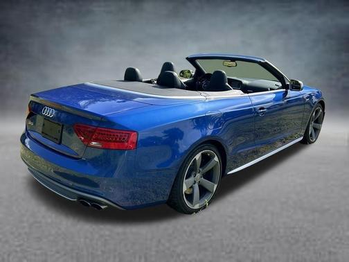Sepang Blue Pearl Effect w/ Black Roof 2017 Audi S5 3.0T quattro