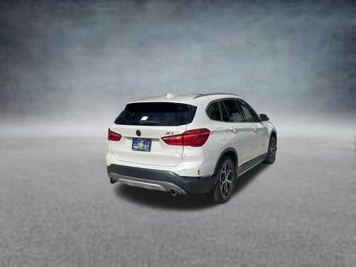White Metallic 2016 BMW X1 xDrive 28i