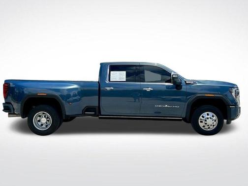 Metallic 2025 GMC Sierra 3500 Denali