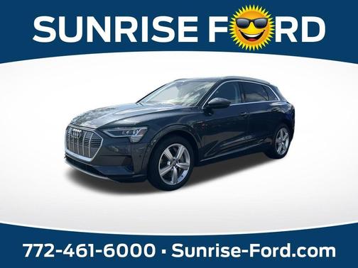 Manhattan Gray Metallic 2019 Audi e-tron Premium Plus