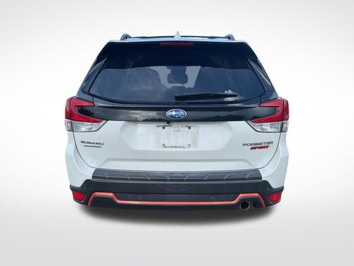 Crystal White Pearl 2021 Subaru Forester Sport