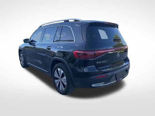 Black 2024 Mercedes-Benz EQB 250 Base