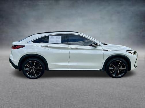 Majestic White 2022 INFINITI QX55 ESSENTIAL
