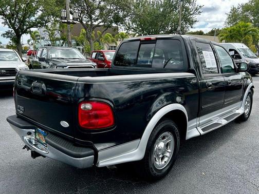 2001 Ford F-150 Lariat SuperCrew