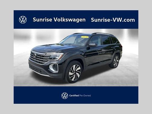 Deep Black Pearl Effect 2026 Volkswagen Atlas 2.0T SE w/Technology