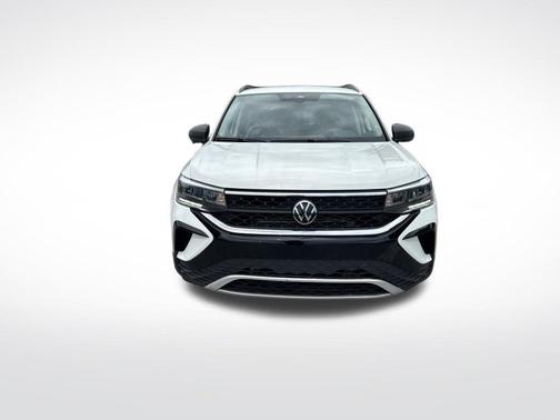Pure White 2024 Volkswagen Taos 1.5T S