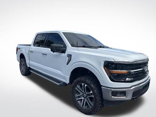 Oxford White 2024 Ford F-150 XLT