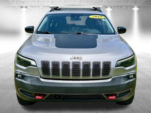 Billet Silver Metallic Clearcoat 2022 Jeep Cherokee Trailhawk