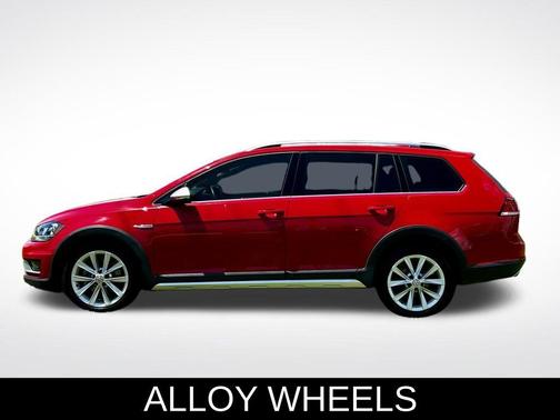 2019 Volkswagen Golf Alltrack TSI S