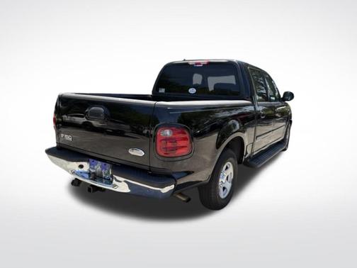 Black Clearcoat 2002 Ford F-150 XLT SuperCrew