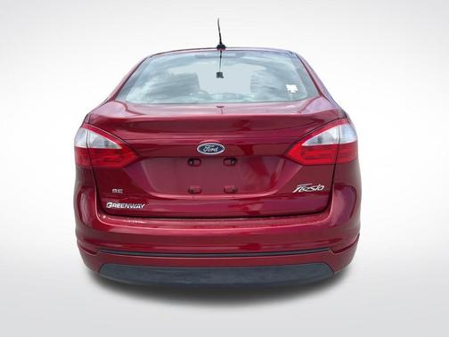2016 Ford Fiesta SE