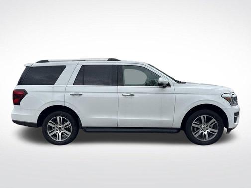 Oxford White 2024 Ford Expedition Limited