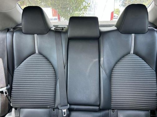 Midnight Black Metallic 2022 Toyota Camry SE