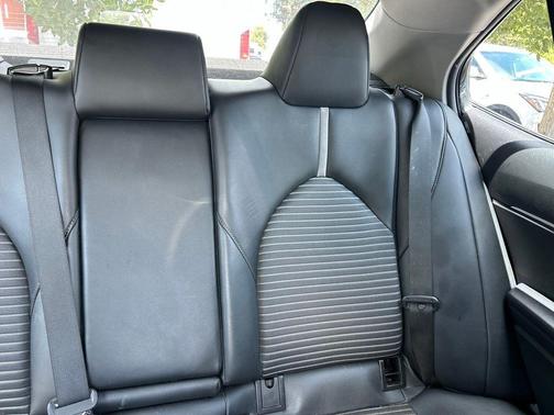 Midnight Black Metallic 2022 Toyota Camry SE