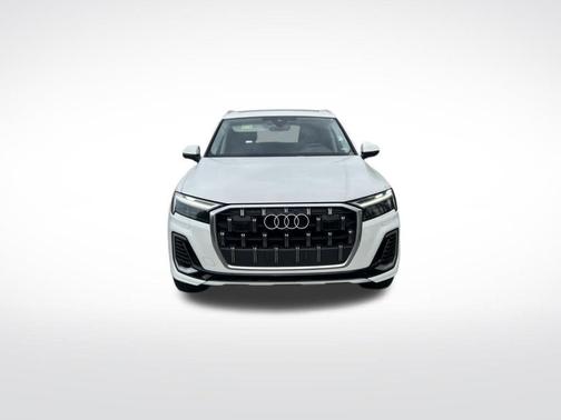 Carrara White 2025 Audi Q7 55 Premium Plus